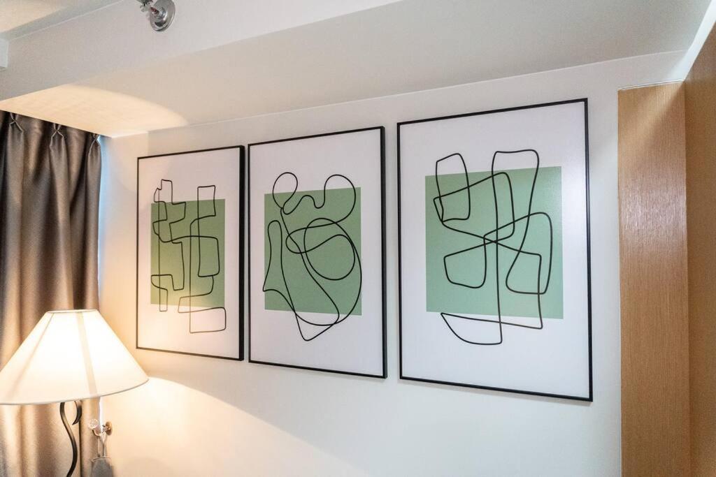 A2J Luxury 2Br Bgc Uptown Suite Near Uptown Mall Маніла Екстер'єр фото