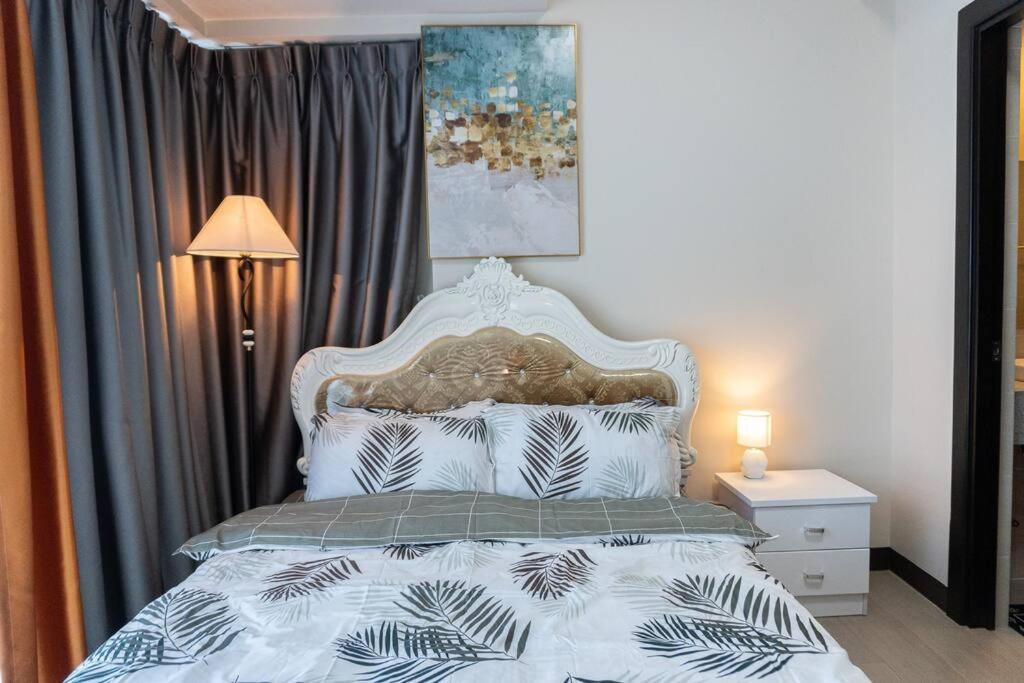 A2J Luxury 2Br Bgc Uptown Suite Near Uptown Mall Маніла Екстер'єр фото